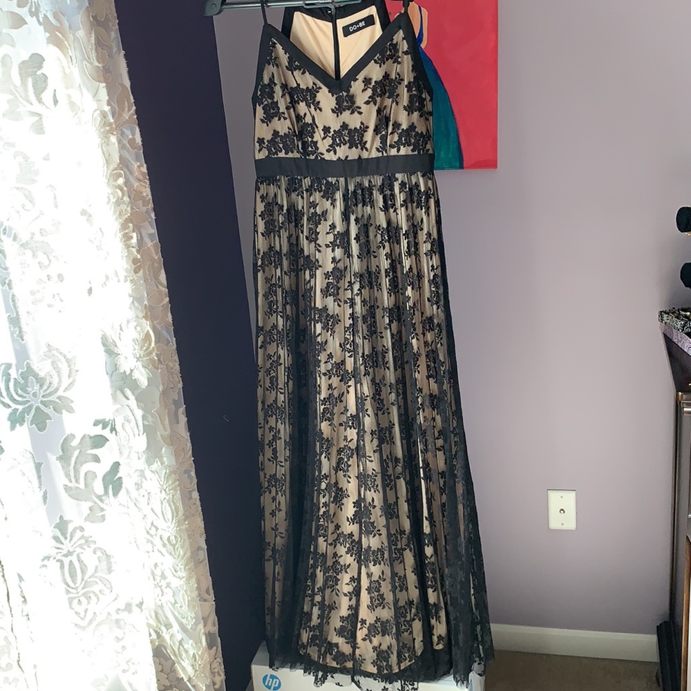 Formal Black Lace dress with nude lining